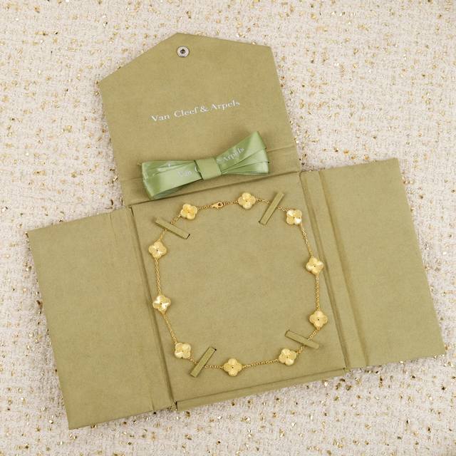 We produce the Zp104000+ engraved necklace. Look for the only supplier that genu