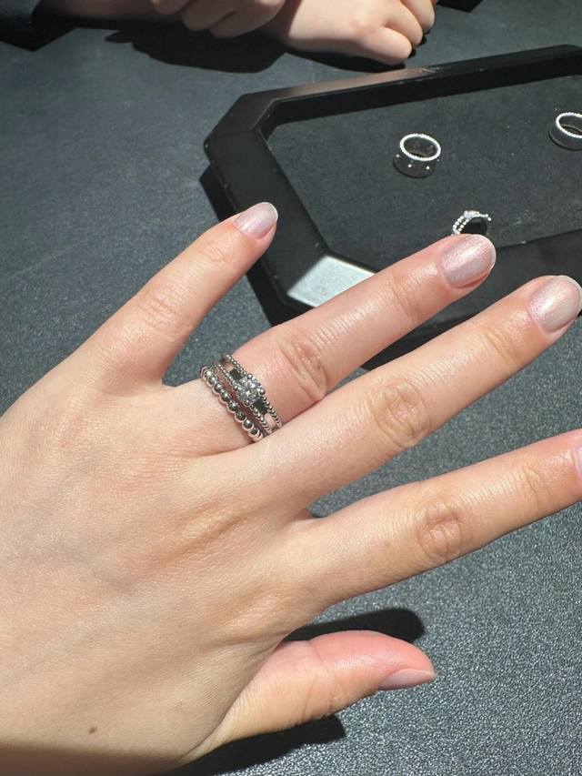 We offer the Estelle solitaire diamond ring, available for custom order in 18K g