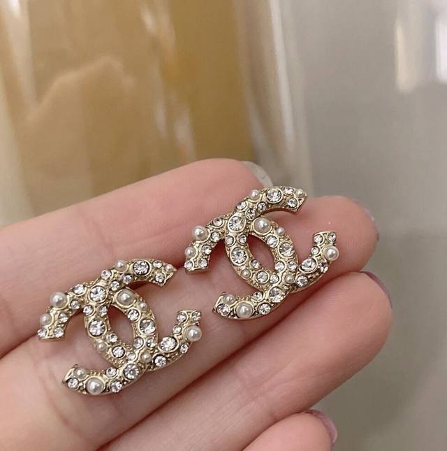 Chanel earrings, best-selling style, highest quality replica on the market! 1:1