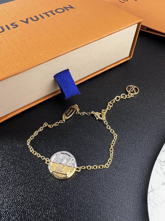 Lv Bracelet Ddd
