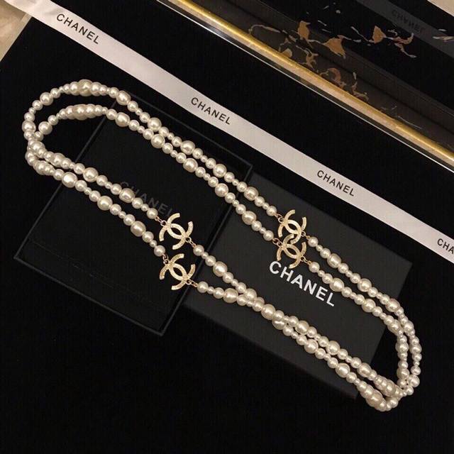 Chanel sweater chain, long chain, original quality, easily found in boutiques, t