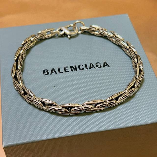 Original Balenciaga bracelet, brand new, identical to those in boutiques. A popu