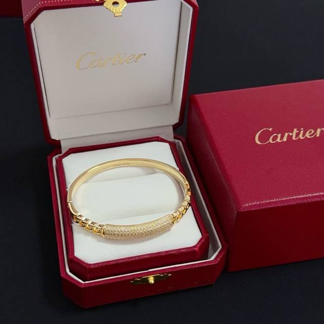 Cartier Diamond-Set Bangle, High-End Custom Version. Diamond setting craftsmansh