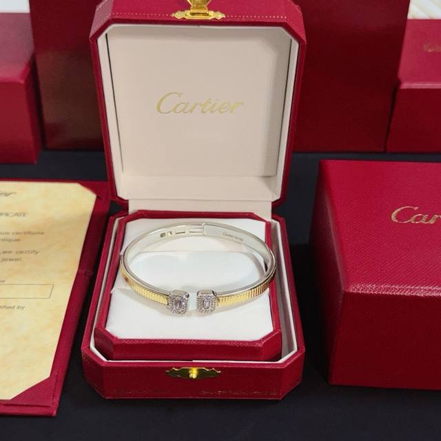 Cartier Diamond-Set Bangle, High-End Custom Version. Diamond setting craftsmansh