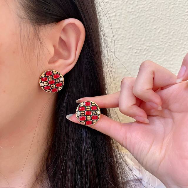 Chanel Classic Double C Earrings Ddd