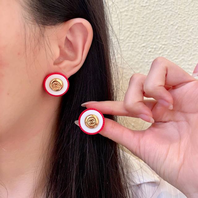 Chanel Classic Double C Earrings Ddd