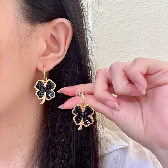 Chanel Camellia Double C Earrings Ddd