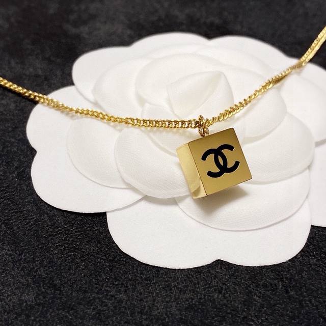Chanel's latest double C thick gold small square necklace, made of stainless ste