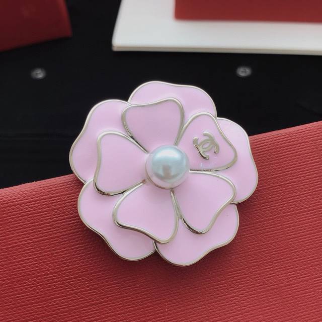 Item No. Xxz0207 Ch*Nel latest pink camellia flower brooch, identical to the ori