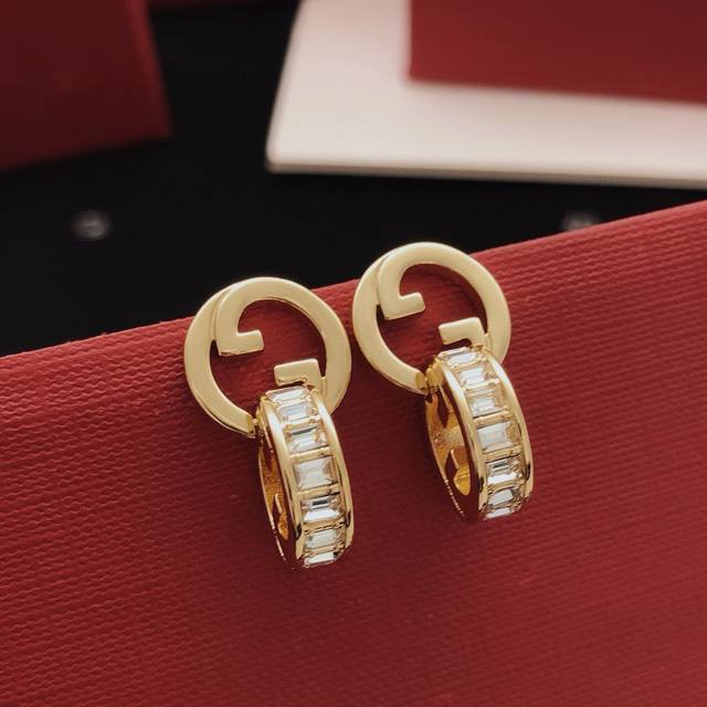 Item No. Ged0262 Gucc* Latest style polished square diamond stud earrings, ident