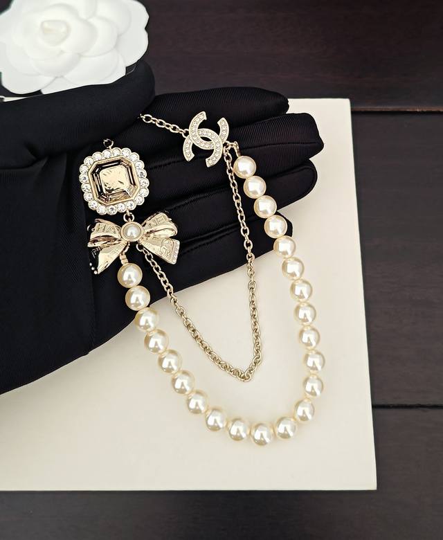 Ch*Nel Latest Light Gold Square Bow Double Pearl Necklace, Same Style as Zp, Bra