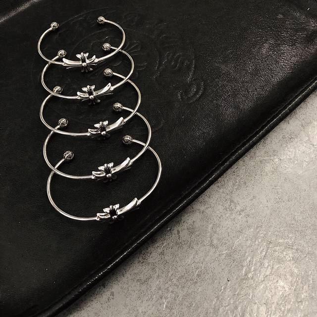 Authentic Chrome Hearts Cross Bangle, Top-Tier Version, Classic Chrome Hearts De