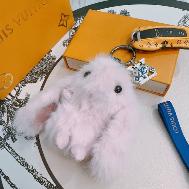 New Product Release: LV Keychain, LV Bag Buckle, Latest Bag Charm, Higher Grade,