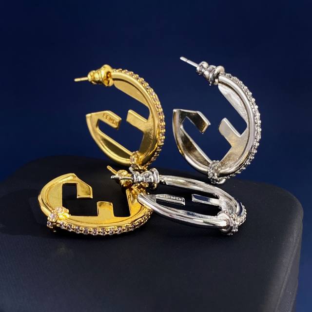 Earrings Fendi European and American style fashionable high-end geometric round