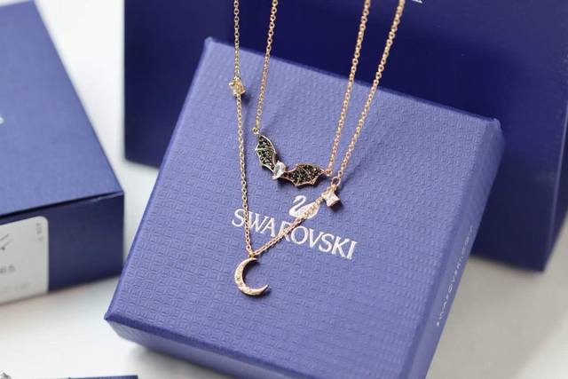 Swarovski Double Layer Black Bat Moon Collarbone Necklace (Ddd). The rose gold d