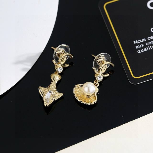 Today's New Arrival: Chanel Pearl Shell Earrings (25C) with Full Diamond Double