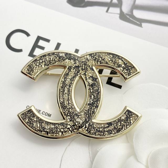 Code A739 Chanel Brooch Hot Selling New Arrival Chanel 25 Black Gold Lace Double