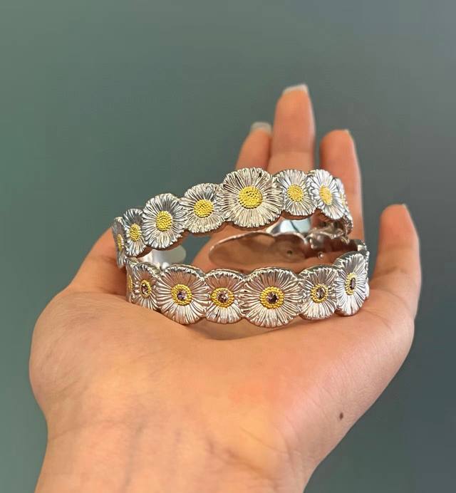 Daisy Bangle Buccellati, Italian High-End Jewelry Brand, Vintage Court Style Ban