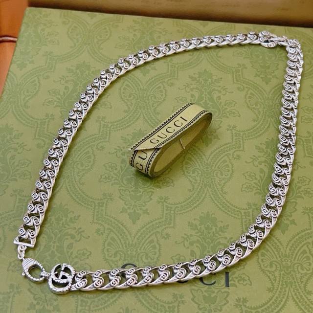Luxury Gucci Necklace, Latest Design, Higher-End Chain, Celebrity Style. Exquisi