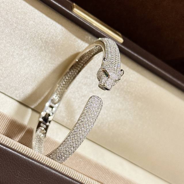 A6899 Cartier's classic timeless leopard series full diamond large chunky emeral