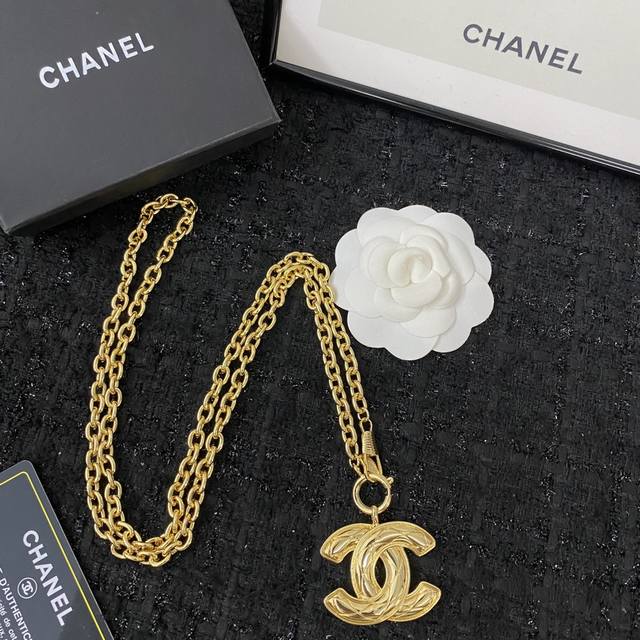 Code N922 Chanel classic best-selling Chanel sweater chain - a must-have for god