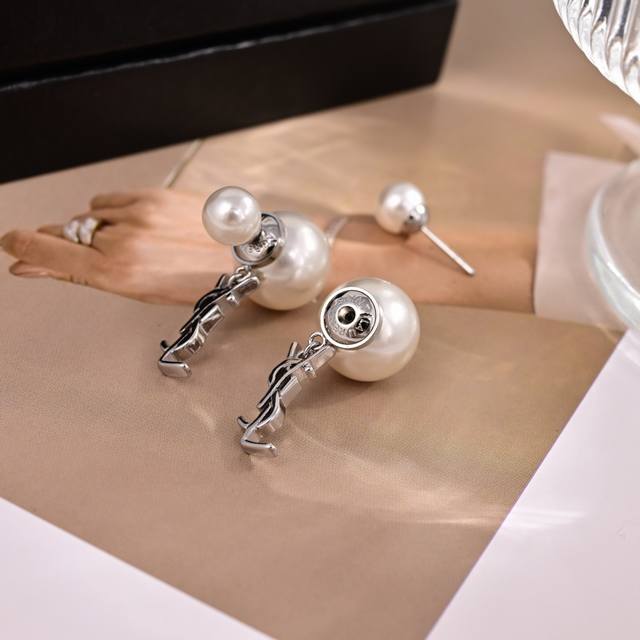 YSL Saint Laurent Letter Pearl Earrings, original brass material. Yves Saint Lau