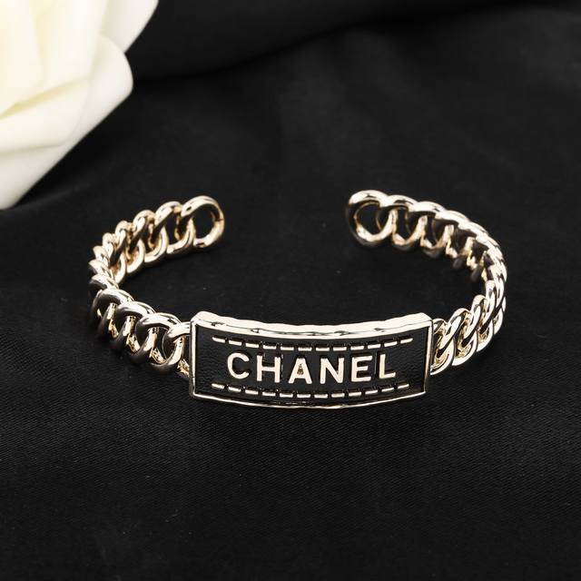 Chanel New Crystal Bangle, 1:1 Quality (Retail Import), Classic Chanel Cc Logo,