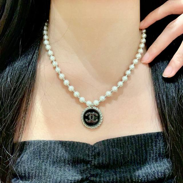 Chanel Vintage Necklace. Chanel's designs truly need no introduction; every piec