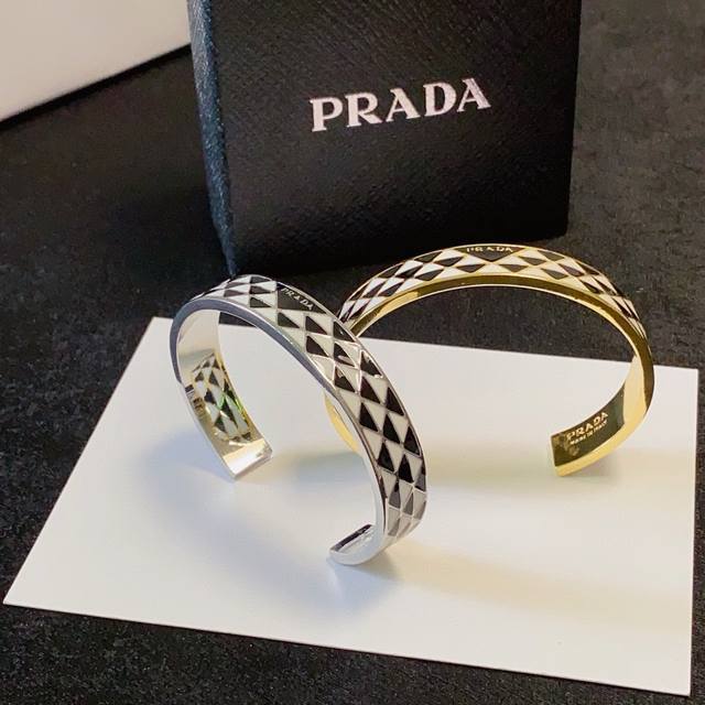 New Prada black and white triangle bracelet, super-bling and exquisitely crafted