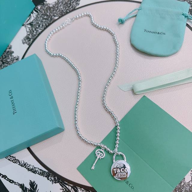 Tiffany & Co. boutique exquisite silver version, celebrity style, retro distress