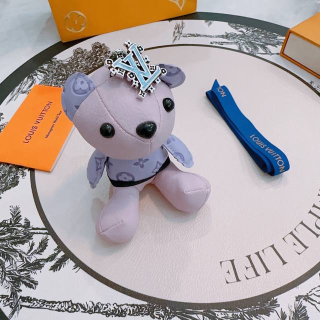 New Product Release: LV Keychain, LV Bag Buckle, Latest Bag Charm, Higher Grade,