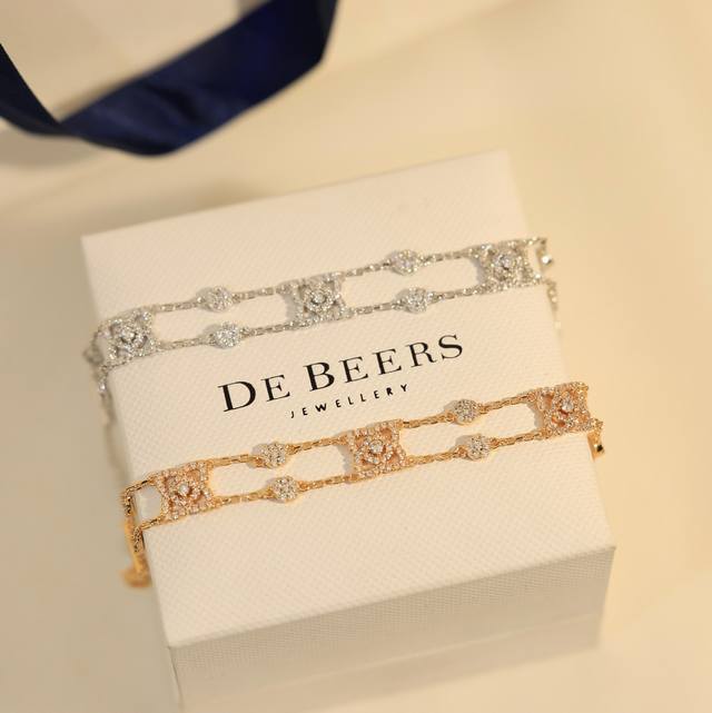 De Beers Lotus Bracelet, made of faux gold with 18K gold plating and imported hi