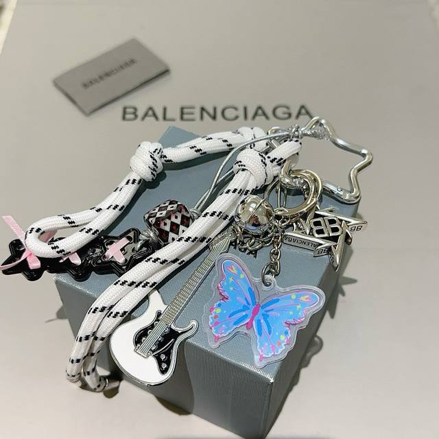 New Arrival Balenciaga Bag Charm Keychain Balenciaga's latest bag charm keychain