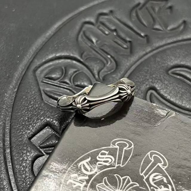 Chrome Hearts High-Version Cross Flower Ring (Ddd) Sizes: 6-11 (Ddd)
