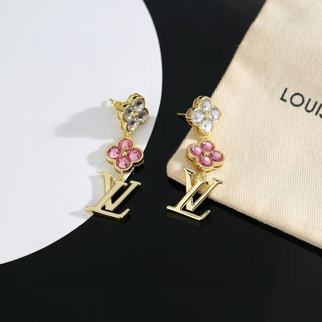 Louis Vuitton Letter Earrings: Crafted with exquisite detail and polished finish