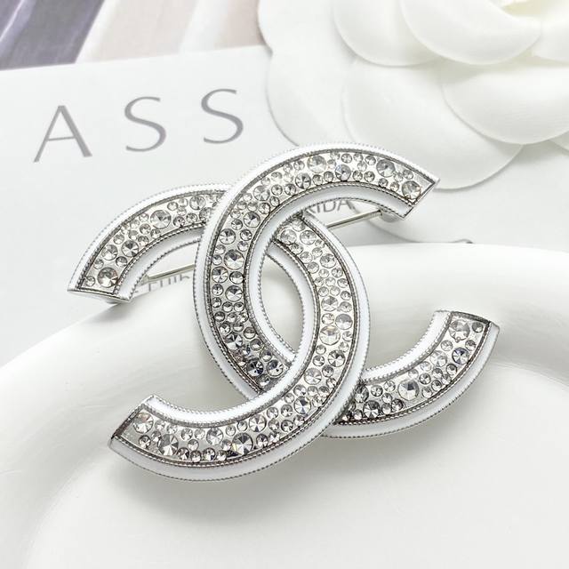 Chanel Brooch Hot Selling New Arrival Chanel 25 White Enamel Rhinestone Double C