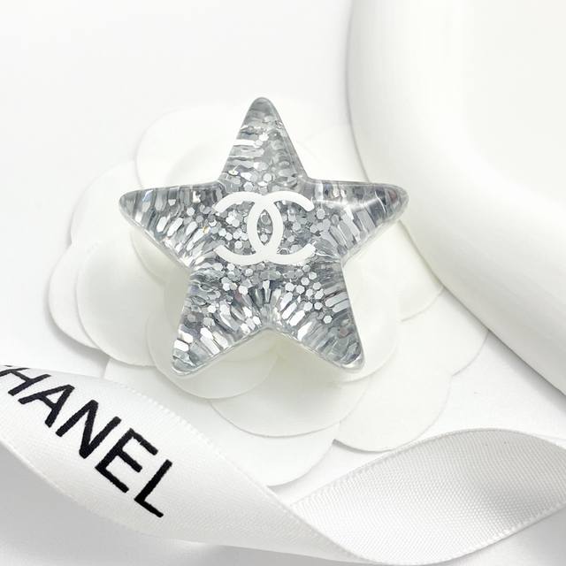 Chanel Brooch Hot Selling New Arrival Chanel 25 Acrylic Star Silver Sequin Doubl