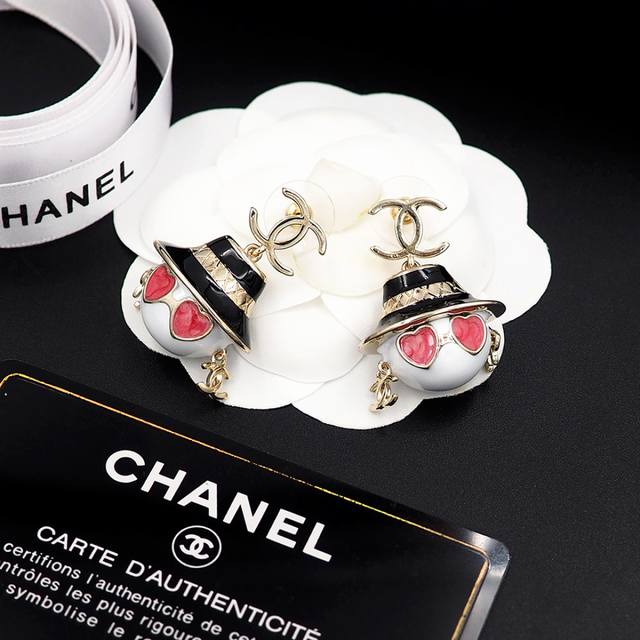 Chanel 2025 Autumn/Winter New Doll Earrings Ddd