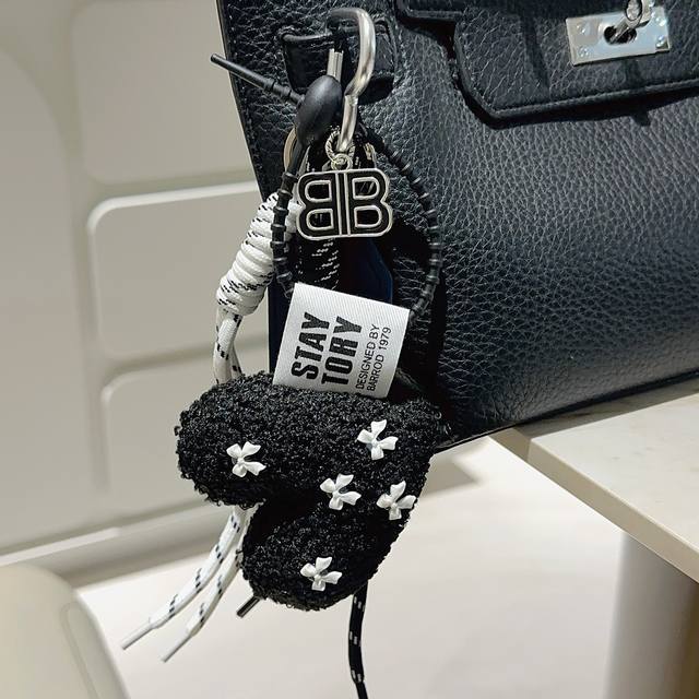 New Arrival Balenciaga Bag Charm Keychain Balenciaga's latest bag charm keychain