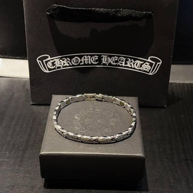 New boutique quality Chrome Hearts bracelet with embossed design and unique patt