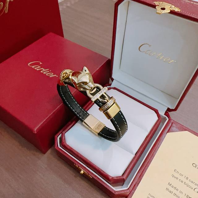 Cartier bracelet/bangle in V gold calfskin, in perfect condition with impeccable