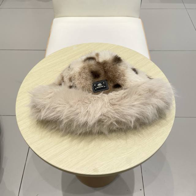 Dior Korean style leopard print fisherman's hat with fur trim, suitable for autu