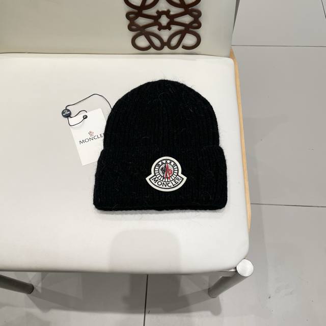 Moncler Rabbit Fur Knitted Hat for Women, New Autumn/Winter Style, Fleece-lined