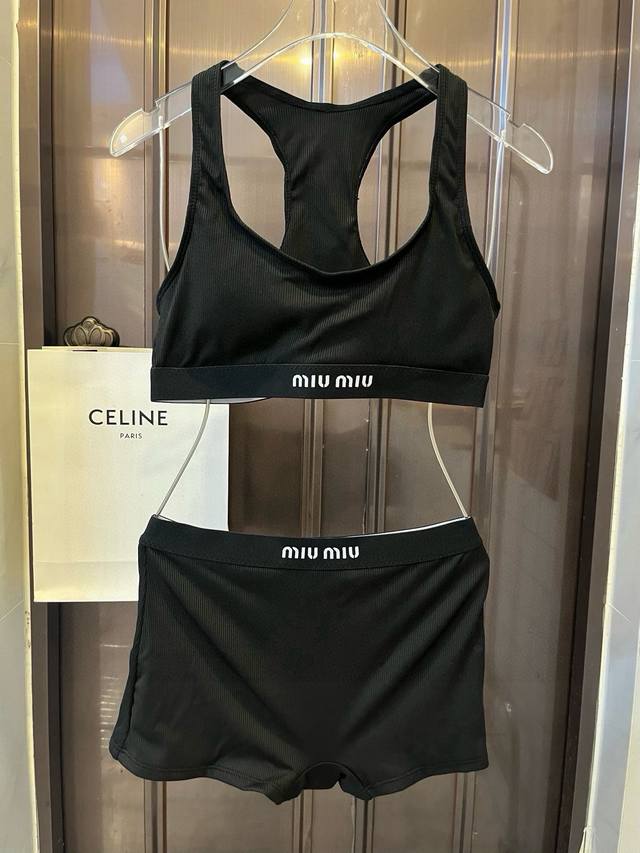 Miu Miu new knitted bikini swimsuit set, SM Lxl Ddd