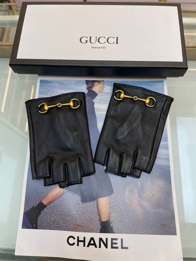 Gucci European New Top-Tier Original Women's High-End Half-Finger Gloves. 100% M