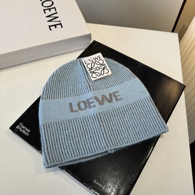 Loewe New Knitted Beanie Ddd