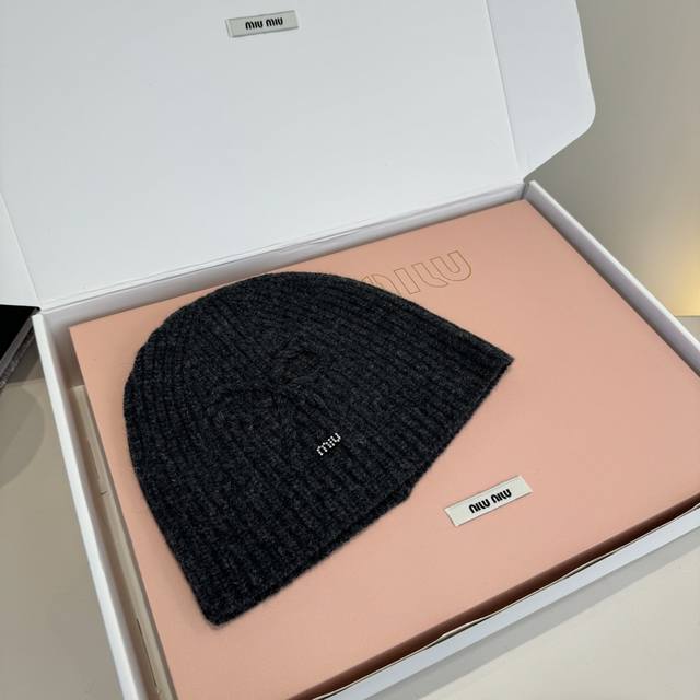 Miumiu New Knitted Beanie Ddd