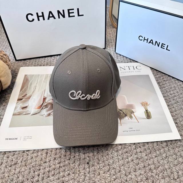 Chanel's new minimalist embroidered logo baseball cap, new arrival, high-end sty