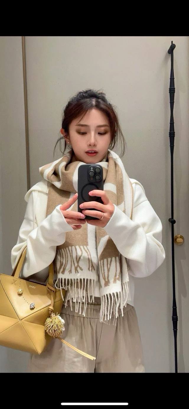 Loewe's new arrivals! I was lucky enough to get my hands on something from this