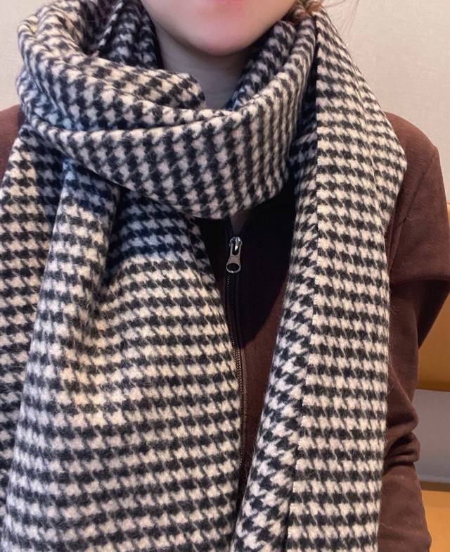 Stunning! Unforgettable! Limited stock available at Hong Kong trade surplus, fir